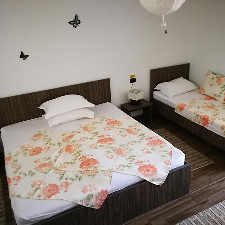 Pensiunea Socrita Corbu  Kamer foto