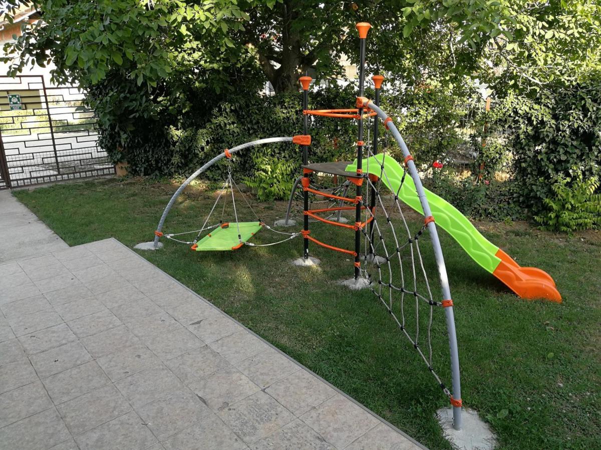 Pensiunea Socrita Corbu  Buitenkant foto